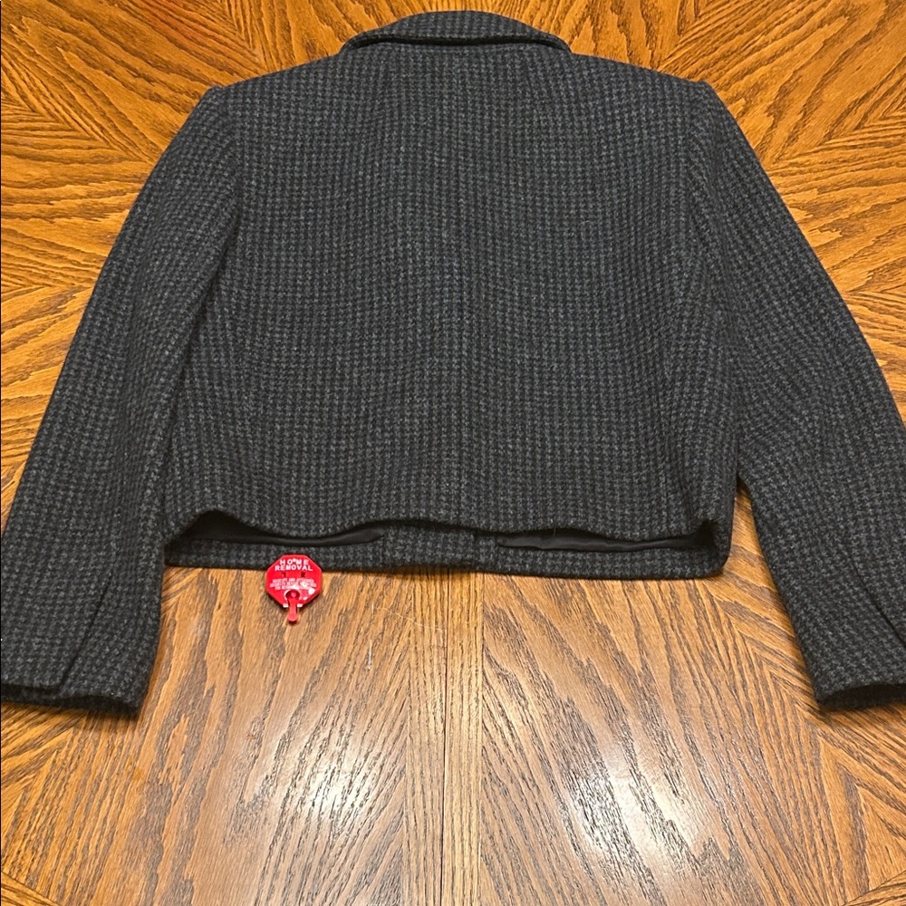 NWT Theory Charcoal Melange Wool-Blend Boxy Crop Jacket. Size 0 - Picture 9 of 17